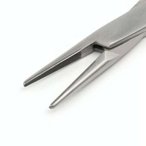 Porte-aiguilles vétérinaire TC Gold de haute qualité, 31 cm/12,2\", mini profil, alimentation manuelle - Product Image 2