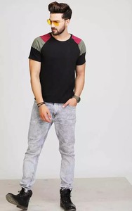 Vente en gros, impression personnalisée, noir, blanc, simple, col ras du cou, t-shirt surdimensionné pour hommes - Product Image 2