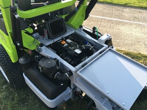เครื่องตัดหญ้าแบบดีเซล Fairly used grilo FD 900 4WD – AUTOPORTEE FRONTALE พร้อมแท่นตัดและที่เก็บหญ้า - Product Image 2