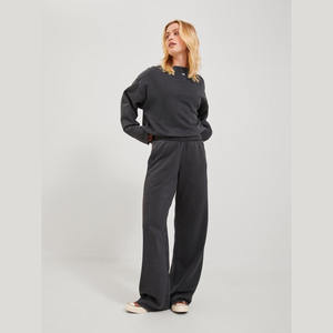 Vente en gros de sweatshirt en tricot de haute qualité avec logo personnalisé fabricants de vêtements de sport streetwear sweat unisexe à col rond pour femmes - Product Image 1