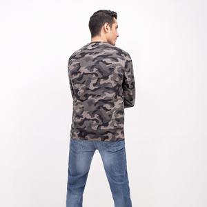Sweat-shirt à col rond imprimé de style camouflage personnalisé pour hommes à vendre avec manches complètes et ourlet côtelé - Product Image 4