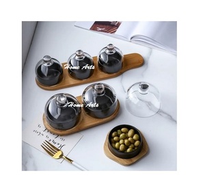 Serveur de chocolats de taille et de forme personnalisées avec couvercle en verre - Product Image 1