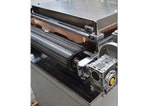 Máquina Automática <span class=keywords><strong>de</strong></span> Plisado <span class=keywords><strong>de</strong></span> Papel <span class=keywords><strong>de</strong></span> Filtro Rotatorio <span class=keywords><strong>de</strong></span> Alta Eficiencia PLGT-1000N para Filtros <span class=keywords><strong>de</strong></span> Aire, Aceite, Automotrices e Industriales - Product Image 4