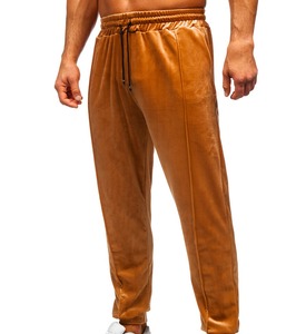 Chándales de terciopelo personalizados de alta calidad para hombres Ropa informal de invierno Transpirable y cálido Diseño OEM de alta calidad - Product Image 5