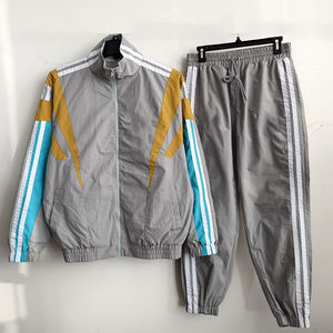 ชุดวินด์เบรกเกอร์ 2 in 1 แบบมีฮู้ด เอวยางยืด ระบายอากาศได้ดี เหมาะสำหรับฤดูหนาว สไตล์สตรีทแวร์ ลายเสือดาวและลายเพสลีย์ ไซส์พลัส - Product Image 5