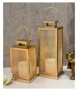 Lanternes d'église décoratives Lanternes à bougie en métal vintage pour événements intérieurs et extérieurs, fêtes et mariages avec design suspendu - Product Image 3