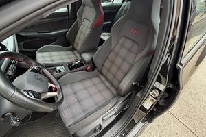SUPER CLEAN 2024 V O L K S W A G E N GTI 380 S PRÊT À ÊTRE EXPÉDIÉ - Product Image 5