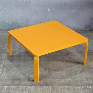Mesa Plegable de Madera de Caucho con Diseño Minimalista y Tapa Cuadrada, 60x60x28cm, para Uso en Exteriores, Parques y Jardines de Infancia - KGD014 - Product Image 3