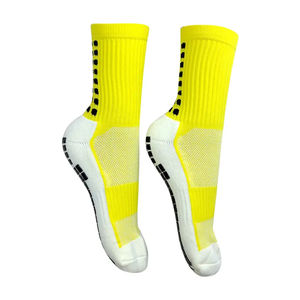 Meilleur design de chaussettes antidérapantes pour le football Chaussettes athlétiques à séchage rapide Chaussettes athlétiques respirantes OEM Chaussettes personnalisées pour hommes Vente en gros - Product Image 5