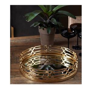 Plateau chic en métal miroir de luxe pour la décoration de la maison, la salle de bain et la chambre à coucher avec une finition miroir propre, raffinée et brillante - Product Image 6