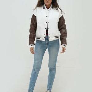 Precio al por mayor de color y tamaño personalizados parches bordados Varsity chaqueta de béisbol Venta caliente de moda de los hombres Varsity chaqueta - Product Image 4