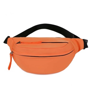 Riñonera de Nailon Naranja de 25L con Cierre de Cremallera, Ligera y Casual para Uso Diario - Product Image 1