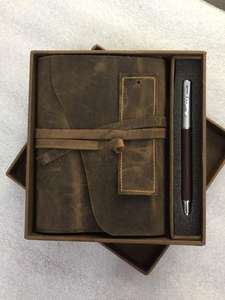 Journal en cuir véritable fait à la main, carnet en papier vintage ou carnet de croquis ou journal de yoga pour offrir en cadeau - Product Image 5