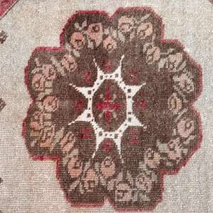 Alfombra Pequeña Vintage de 0.1x2.1 pies, Alfombra Persa Roja Turca - Product Image 3