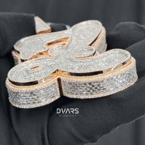 Colgante de Lujo con 40 Moissanitas Iniciales Personalizadas, Corte Brillante Redondo, Chapado en Oro de 18K, Plata 925, para Fiesta - Product Image 2