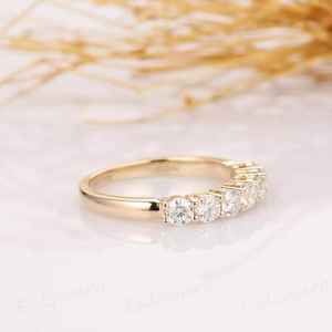 แหวนเพชรโมอีสสีทอง10K/14K/18K สั่งทำแหวนแต่งงานแบบประกายเพชรเม็ดกลม - Product Image 2