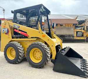 Minicargadora CAT 216B3 Nueva Sin Usar con Sistema Hidráulico Adicional y Ruedas, con Cucharón - Product Image 4