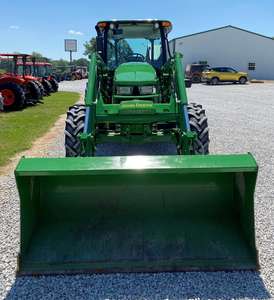 รถไถเดินตามรุ่น 5090E พร้อมอุปกรณ์ต่อถังตักแบบเร็ว เครื่องยนต์ดีเซล 30 แรงม้า ขับเคลื่อน 4 ล้อ รีโมทควบคุมด้านหลัง 2 ตัว ชุดเกียร์ PTO 540 พร้อมลูกปืน - Product Image 4