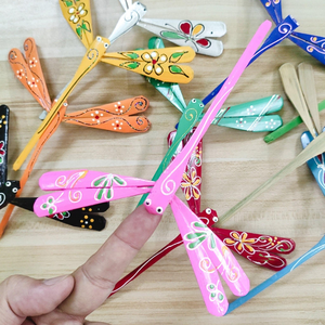 Juguete de libélula pintado de bambú colorido de Vietnam, recuerdo tradicional hecho a mano, decoración ecológica, regalo para niños y adultos - Product Image 6