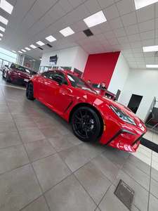 Toyota GR86 Coupé 2D Usado 2025 - Product Image 2