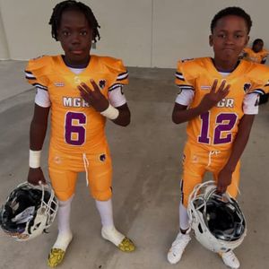 Juego de uniformes de fútbol americano para adultos de rendimiento-Uniformes de equipo personalizables de poliéster 100% transpirables - Product Image 4