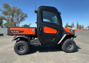 Vehículo Utilitario Diésel Kubota RTV-1100C 4x4 Original de Japón con Cabina Cerrada, Aire Acondicionado, Caja de Volteo - UTV Agrícola en Venta Original de Japón - Product Image 4
