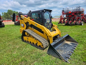 Chargeuse compacte Caterpillar 226B3 d'occasion en bon état avec moteur de pompe à haute efficacité, moteur et boîte de vitesses 95 CV, garantie de 4 ans - Product Image 5