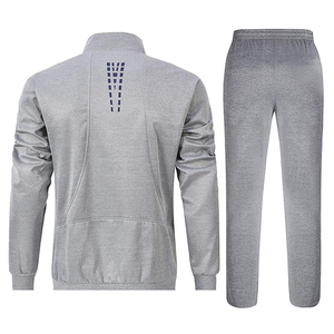 Offre Spéciale vente en gros Pakistan survêtement de haute qualité pour les hommes couper et coudre nouveau Design personnalisé Slim Fit survêtement ensemble - Product Image 2