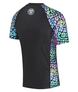 Rashguard à manches courtes imprimé par transfert thermique, ne se fissure pas, ne se décolore pas, ne se détache pas, respirabilité accrue, écologique, 100% polyester, UPF50+ - Product Image 4