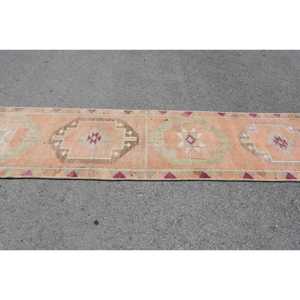 Alfombra de 2.8x11.2 pies, Alfombra Herki Vintage, Alfombra Marroquí de Lana Marrón Turca - Product Image 3