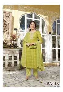 El último conjunto de Kurtis de trabajo de impresión digital de algodón puro con colección de trajes de fiesta formales Pent Mall Dupatta - Product Image 6