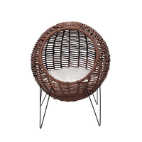 Lit pour animaux de compagnie en rotin surélevé chat chien maison ronde accessoires pour animaux de compagnie fabriqués à partir de matériaux naturels et décoration de la maison élégante, vente en gros.