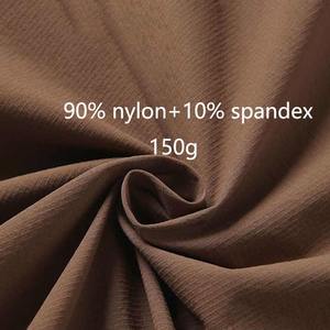 Logo personnalisé Short de sport en nylon pour homme avec poche Short de sport décontracté pour la course à pied et le fitness - Product Image 3