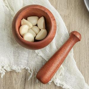 Bol de broyage en bois naturel pour mortier en bois massif d'ail et pilon à purée manuelle pour écraser les herbes et les épices - Product Image 6