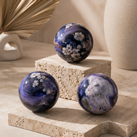 Sphère de cristal d'agate bleue naturelle, pierre décorative avec texture de fleur élégante pour la décoration de la maison et les cadeaux