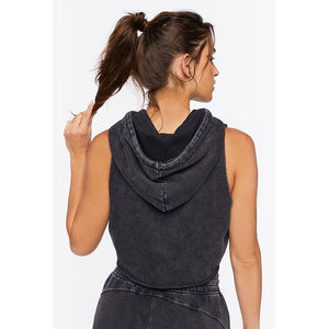 ชุดสั้นสองชิ้นแขนกุดสำหรับผู้หญิงชุดเล่นกีฬาสีพื้นฤดูร้อนของผู้หญิงเสื้อวอร์มกางเกงขาสั้นเสื้อมีฮู้ด - Product Image 3