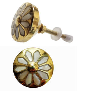 Boutons de nacre modernes Poignée de porte d'armoire faite à la main pour cuisine chambre salle de bain salon armoire pour tiroir - Product Image 2