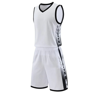 Vente en gros d'uniformes de basket-ball en polyester 160GSM Ensemble de maillots réversibles de sublimation de couleur de camouflage pour les équipes professionnelles - Product Image 6