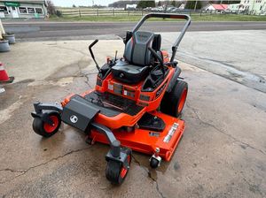 Description des produits La tondeuse à gazon Kubota est conçue pour une performance de coupe efficace de l'herbe, adaptée aux résidences et aux commerces. - Product Image 5