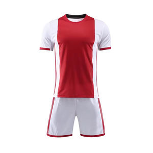 Uniforme de Fútbol para Adultos de Alta Calidad, Material de Poliéster/Algodón, Impresión de Logotipo Personalizado, Sublimación, Nombre del Equipo y Marca Personalizados - Product Image 4