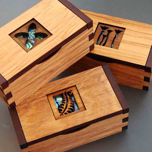 Near Me Caja de joyería de corazón de madera Caja de joyería de madera Venta caliente Regalos y artesanías Cajas de madera Letreros de pared Hecho EN LA India - Product Image 6