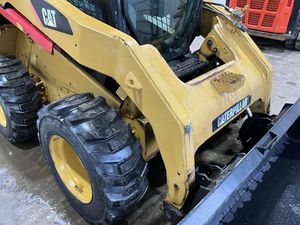 Chargeuse compacte sur chenilles CAT 246C d'occasion à vendre, prête pour l'exportation et l'utilisation sur chantier - Product Image 3
