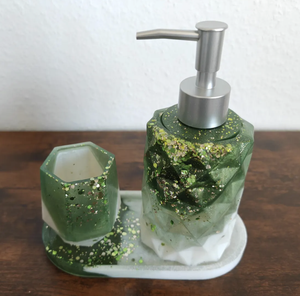 Juego de baño de resina de diseño Premium cuadrado de alta calidad, dispensador de jabón de 4 secciones y bandeja de tocador para hoteles o decoración del hogar - Product Image 2