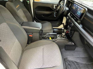 Jeep Gladiator Mojave 2024 Usado en Excelentes Condiciones - Product Image 5