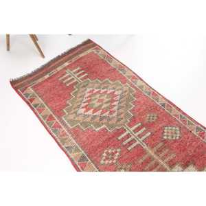 พรมตุรกีโบราณ ขนาด 2.7x11.7 ฟุต พรมลายพรางสีแดงทำจากขนสัตว์ - Product Image 1