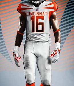 Nouvelle conception, uniforme de football américain de haute qualité pour les jeunes, multicolores, personnalisable, en sergé, maillot et pantalon - Product Image 3