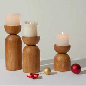 Porte-bougie en bois de qualité naturelle, magnifique centre de table pour la décoration de la maison et du bureau, en vente - Product Image 1