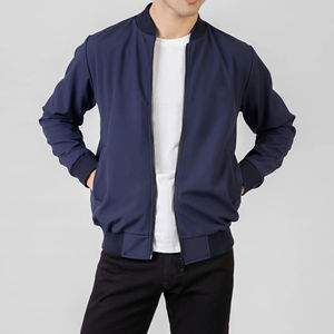 Blouson aviateur pour usage quotidien, conçu pour un confort optimal, une structure décontractée et un style intemporel. - Product Image 6
