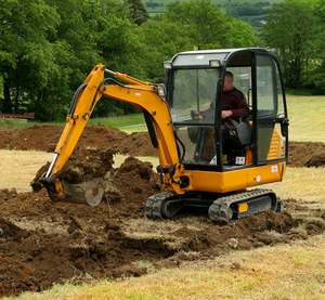 Mini-excavatrice sur chenilles en excellent état, économique, garantie 1 an, couple de levage élevé, capacité de la benne de 1,15 m, Toshiba pour - Product Image 4
