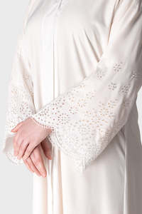 Vente en gros Robe Abaya brodée de luxe personnalisée blanc cassé Vêtements islamiques turcs traditionnels Vêtements accessoires pour musulmans - Product Image 6